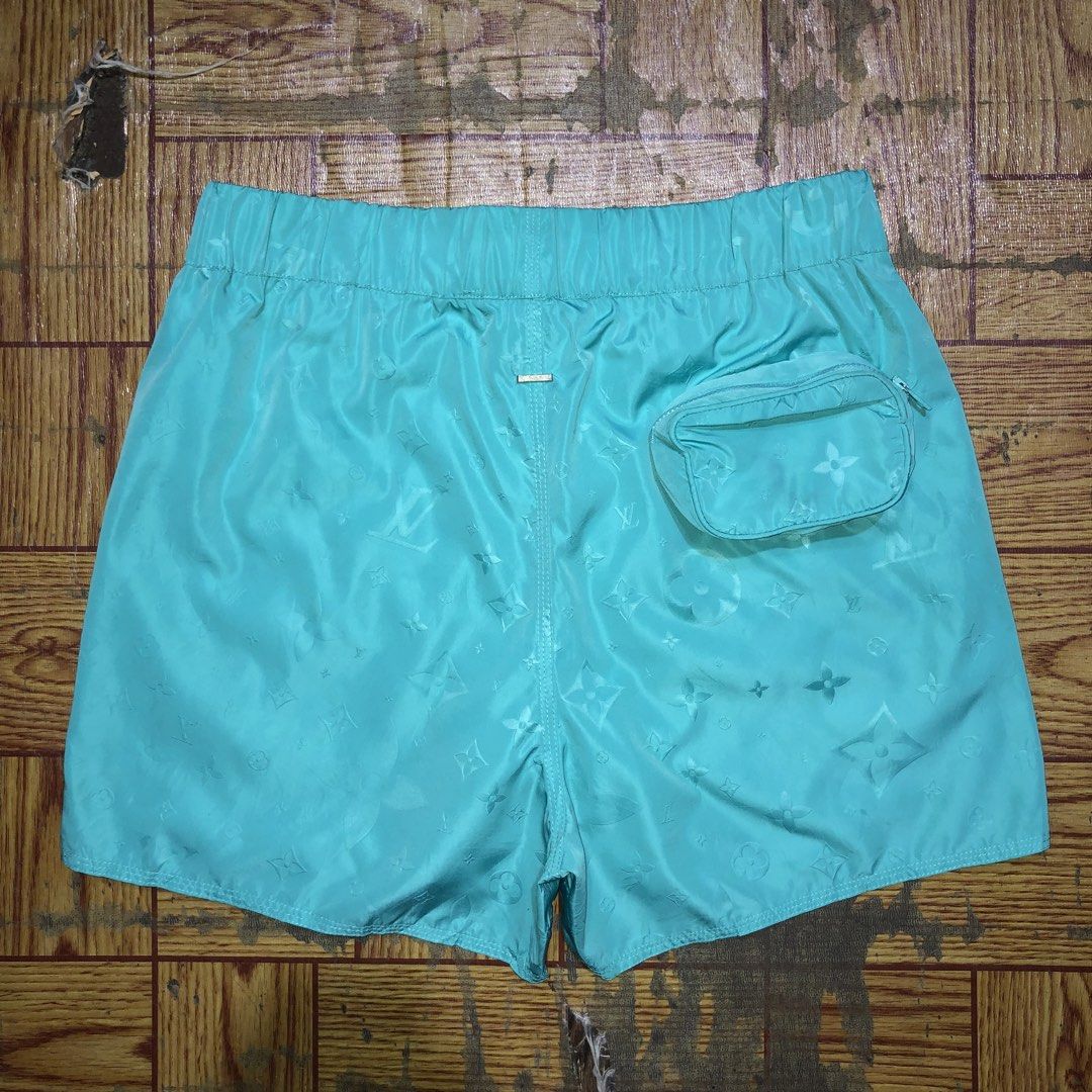 LOUIS VUITTON MONOGRAM SHORT (Category: Luxury Apparel) located in Dasmarinas. Submitted by corenyxmessy_3rd_account (Listing ID 1466529270, Image 2). Description: waist - 29 to 32 length - 14.5.