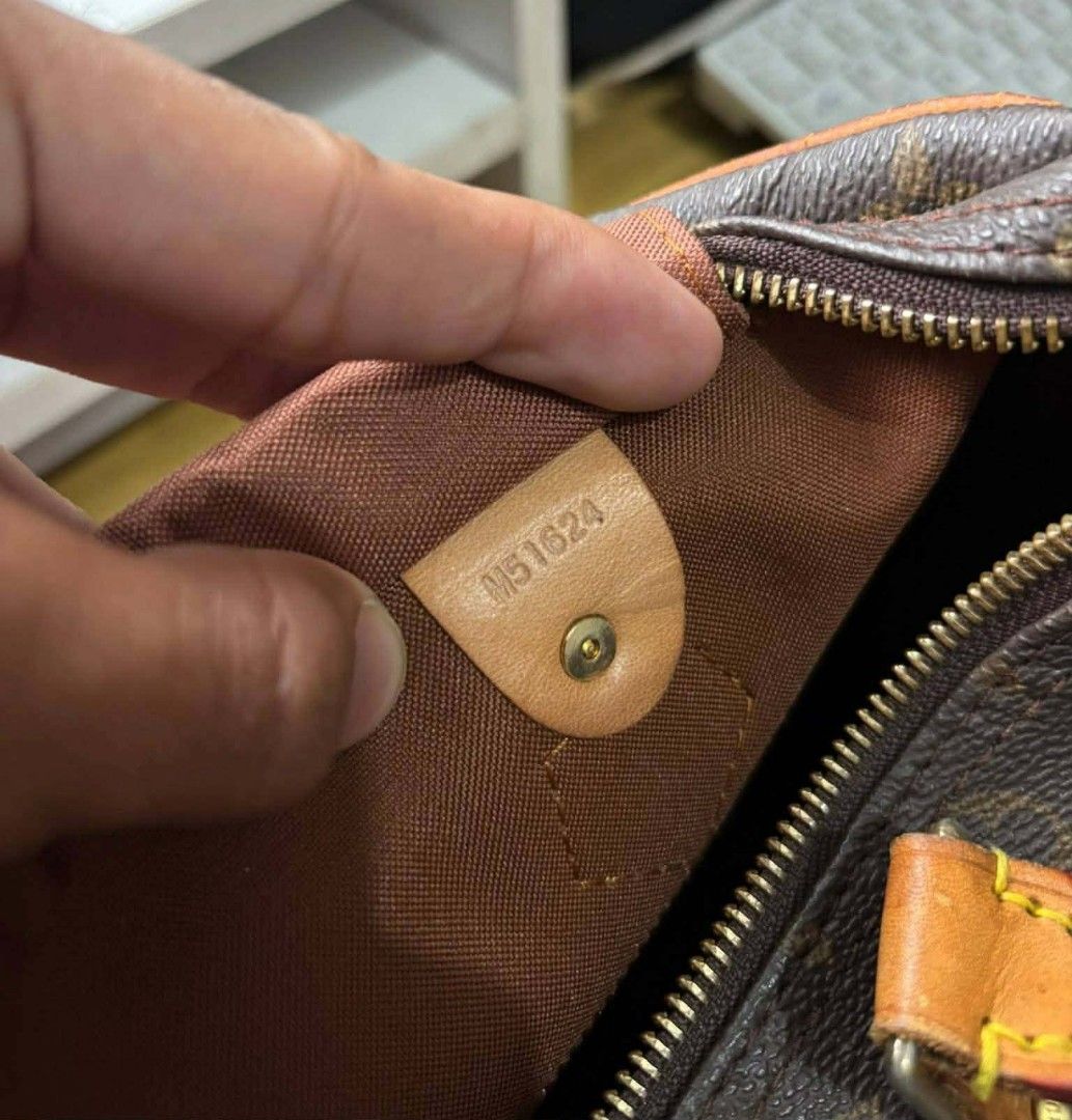 Louis Vuitton Monogram Speedy Handbag (Category: Luxury Bags & Wallets) located in Tarlac. Submitted by den420 (Listing ID 1466472694, Image 2). Description: - Classic brown monogram canvas design - Dual Vachetta leather handles with yellow contrast stitching - Secure zip-top closure with engraved gold-tone hardware - Brown textile interior featuring a convenient side pocket and stamped leather tag - Timeless everyday tote bag for any occasion.