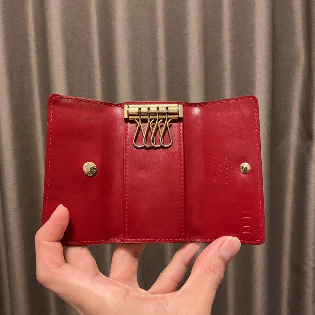 Louis Vuitton red keyholder (Category: Luxury Bags & Wallets) located in Quezon City. Submitted by hintstreet (Listing ID 1466512425, Image 2). Description: .