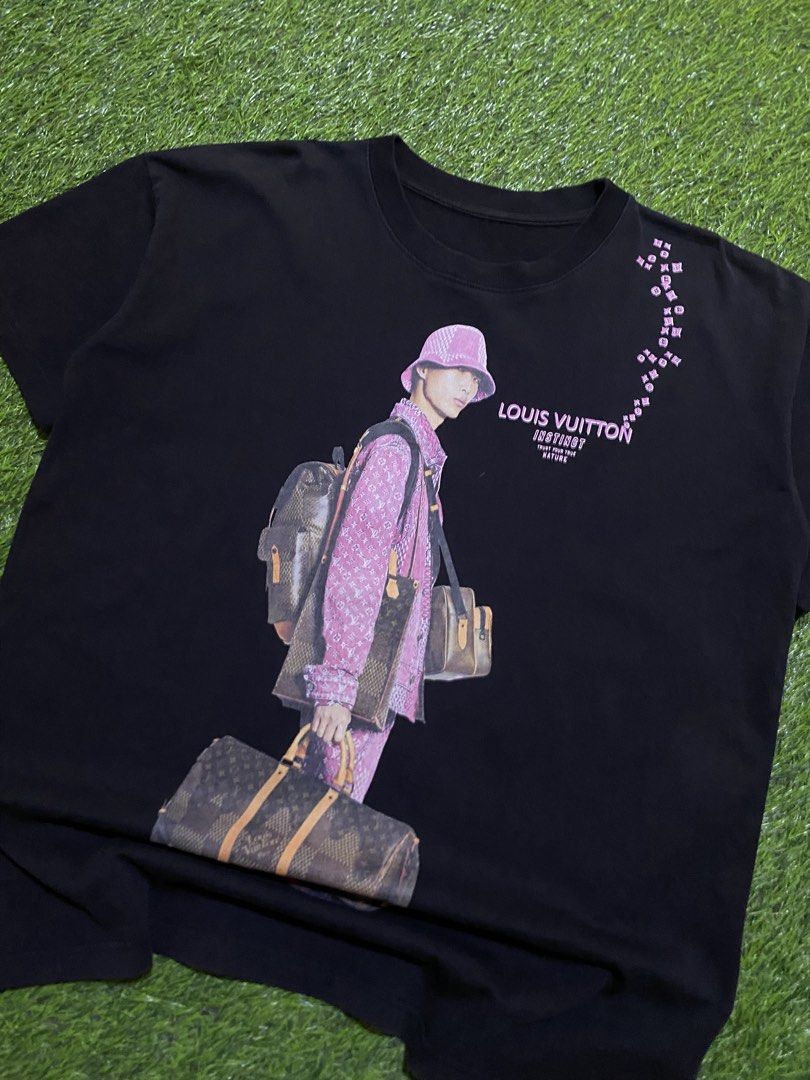 LOUS VIUTTON (Category: Tshirts & Polo Shirts ) located in Manila. Submitted by niftythrifttt (Listing ID 1466417670, Image 2). Description: LV SIZE L TO XL WIDTH - 22.5 LENGTH - 28 COLOR RATE 9.5 EXCELLENT CONDI ISSUE PINHOLE (NOTICEABLE).
