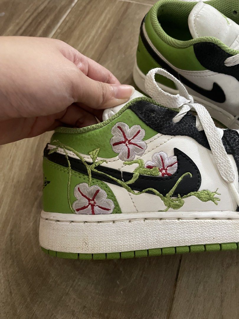 Lowtop Nike Air Jordan (Category: Sneakers) located in Manila. Submitted by kylaaaaa_ (Listing ID 1466359257, Image 2). Description: .