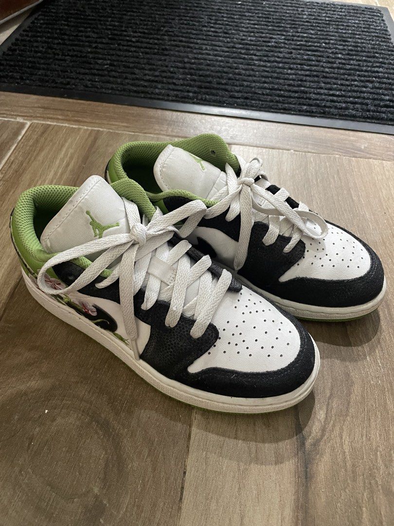 Lowtop Nike Air Jordan (Category: Sneakers) located in Manila. Submitted by kylaaaaa_ (Listing ID 1466359257, Image 1). Description: .