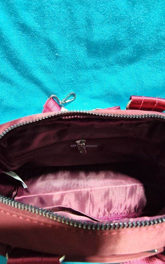 Lulu Lémøn Hand / Sling Bag Maroon (Category: Cross-body Bags) located in Las Pinas. Submitted by jpmshoppe (Listing ID 1466479076, Image 3). Description: Hand Bag with detachable sling strap Maroon in color Very spacious inside 3 outer zipper pockets and 2 side open pockets.