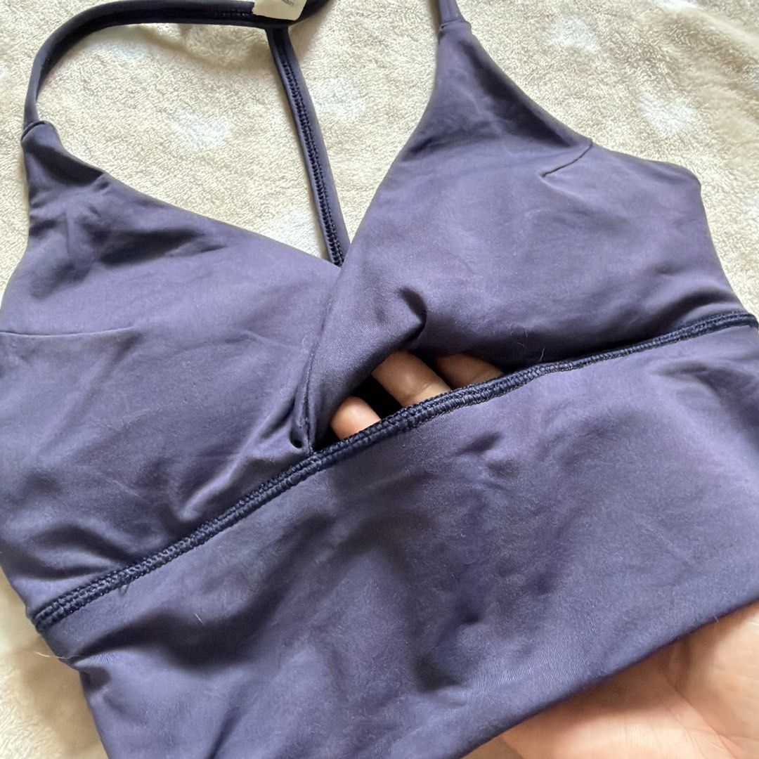 Lululemon (Category: Activewear) located in Manila. Submitted by shefindshope (Listing ID 1466450255, Image 3). Description: .
