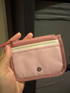 Lululemon Clippable Card Case, Women's Fashion, Bags & Wallets, Wallets ...