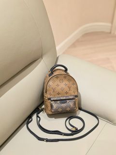 (Category: ) located in . Submitted by luxdesignerbrand (Listing ID 1466419145, Image 1). Description: .