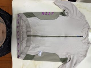 （分類：）位於 。 由 kikiyum69 提交（商品編號 1466384062，圖片 1）。簡介： 。