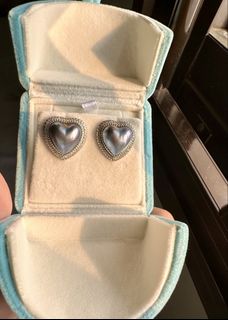 (Category: ) located in . Submitted by happymummylll (Listing ID 1466446523, Image 1). Description: .