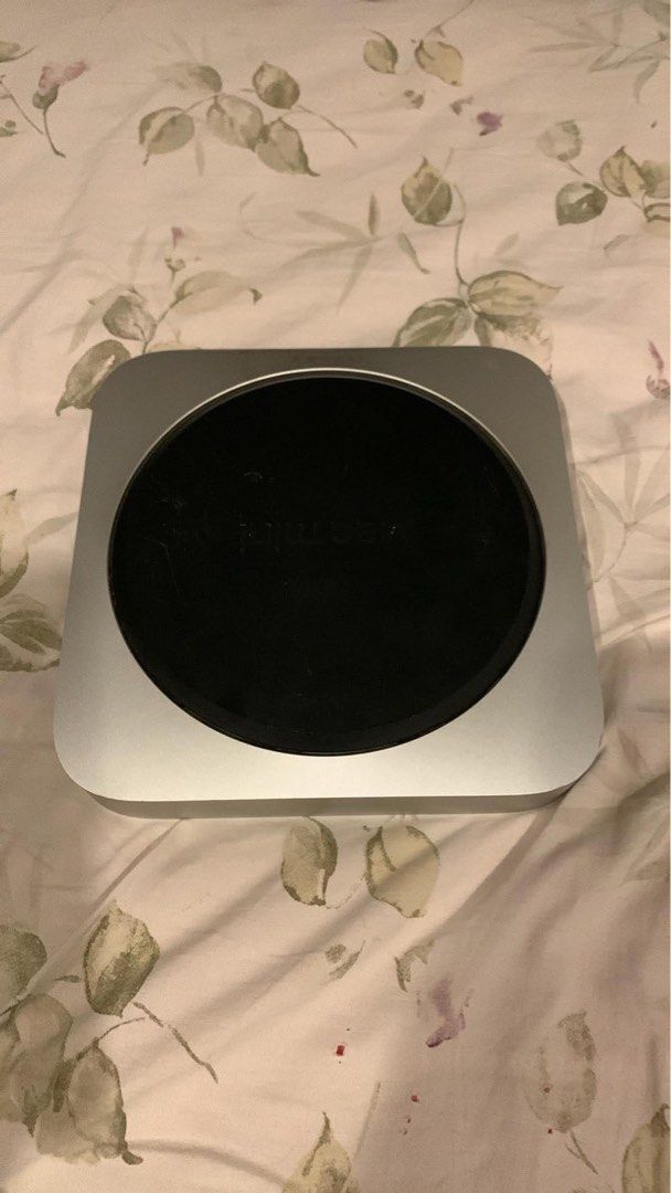 Mac MiNi M1 Latest Os (Category: Desktops) located in Manila. Submitted by hometechieonlineshop (Listing ID 1466353632, Image 2). Description: no issue unli reset 8gb ram 256gb ssd m1 golden gate macos latest unli reset with power cord only.