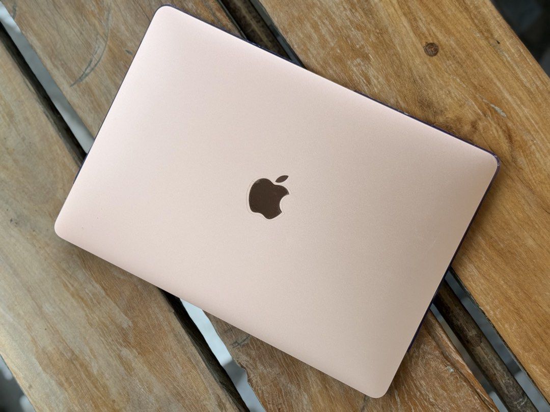 MacBook Air 13-inch, 2018 (Category: Laptops & Notebooks) located in Rizal. Submitted by jb.27 (Listing ID 1466384010, Image 3). Description: Preloved 2018 MacBook Air 13-inch for sale Great for students and remote workers looking for budget friendly laptop. Useful for light editing, media streaming and other work or school activities. So beautiful in rose gold color! Plus lightweight :) Kindly message me if interested. 📍Cebu.