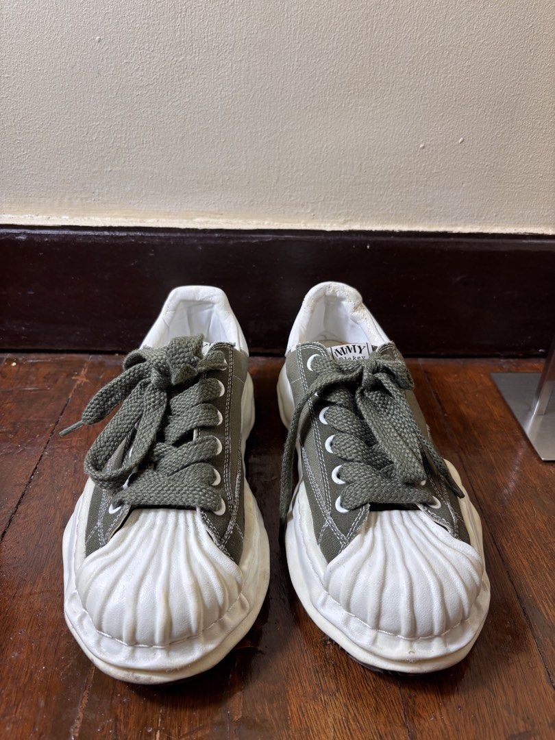 Maison MIHARA YASUHIRO Blakey Sneakers (Category: Sneakers) located in Manila. Submitted by earlylifecrisis3 (Listing ID 1466432183, Image 1). Description: Size 43 Condition 8/10 Measure it by inch Insole: 11 Outsole: 12.5 Heels: 2 •Refund / Returns not allowed allowed •Please do check the dimensions size on labels sometimes are not accurate on the sizing •Ask me before purchasing.
