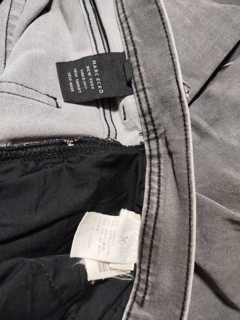 Marc Ecko Slim Fit Jeans size 30 (Category: Jeans) located in Manila. Submitted by marlonmuncada_picker05 (Listing ID 1466560822, Image 3). Description: 📍MARC ECKO SLIM FIT SIZE 30 ✅450 + SF ✅LENGTH 39 " ✅HEM 6.5" ✅NO MAJOR ISSUE ✅PIC MAY VARY DUE TO CAMERA LIGHTS ✅9 /10 COLOR RATE ✅9 /10 CONDITION ❌NO COD / COP VIA LBC ❌ ✅MOD : J&T / LALAMOVE ✅MOP: GCASH ✅LOC : NORTH CALOOCAN.