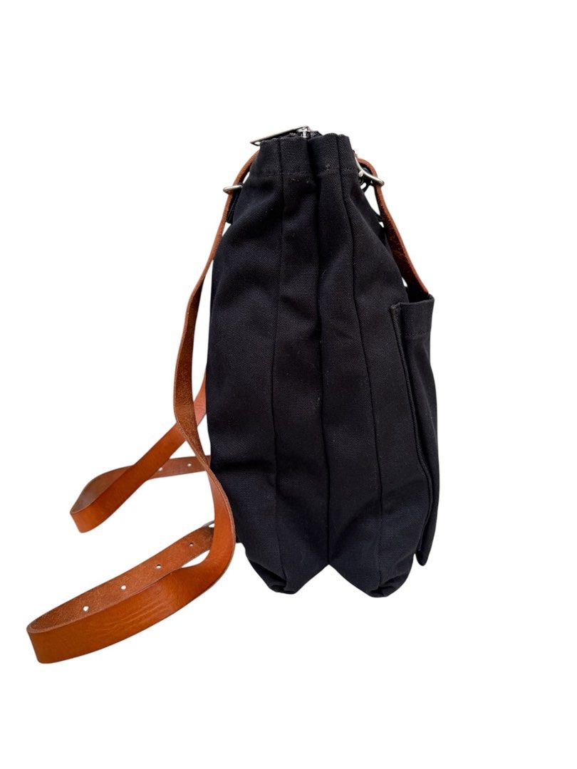Marimekko Eppu Backpack (Category: Backpacks) located in Kuala Lumpur. Submitted by vintagerelatedstore (Listing ID 1466497841, Image 3). Description: •Marimekko Eppu Backpack • Made in Hungary •Cotton Canvas • Condition 8/10 •RM99.00 Inc Postage • Any inquiries or more details please DM.