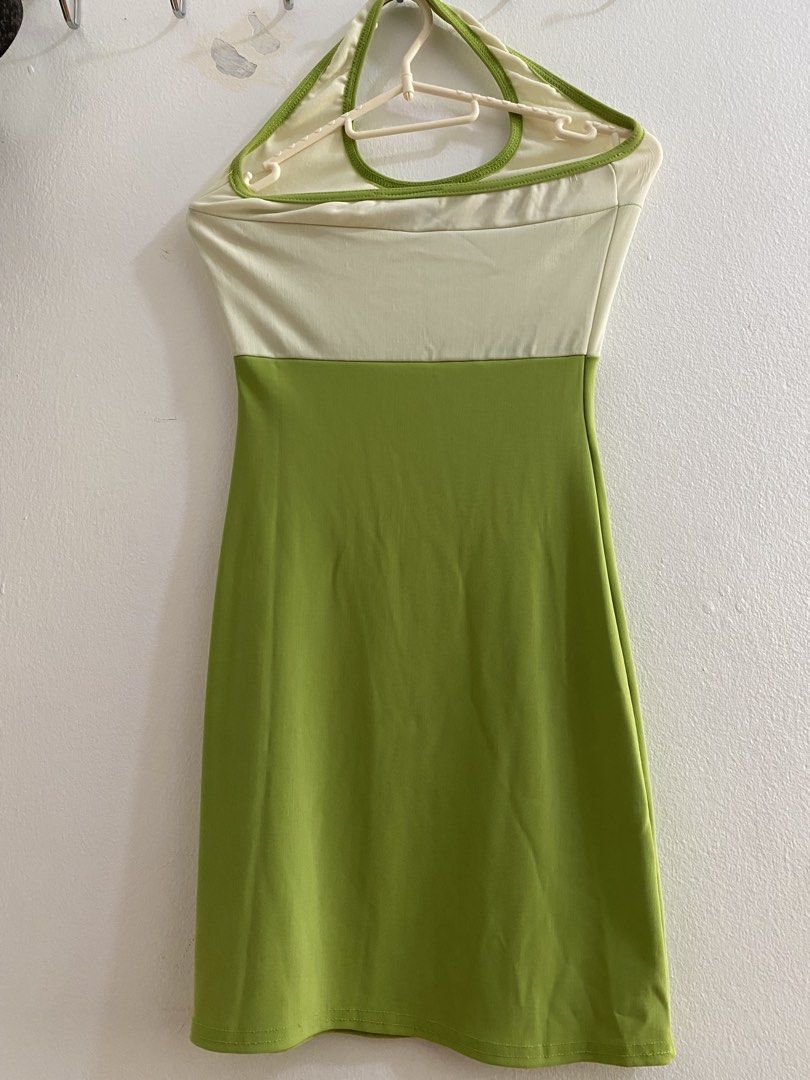 Masq Halter Neck Dress (Category: Dresses) located in Cavite. Submitted by renjamore (Listing ID 1466362982, Image 3). Description: Halter neck, knee-length fit, backless fits sizes s-m no issues, worn once stretchable ✅ dm for more inquiries :D .