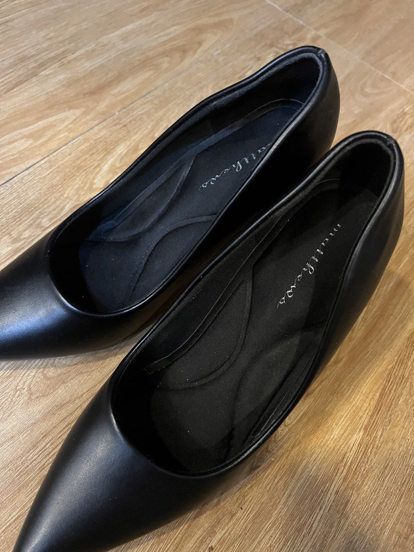 Matthews Heels pump black 36 (Category: Heels) located in Manila. Submitted by prelovedbycris_ (Listing ID 1466463078, Image 2). Description: No box, but this is like new. Size 36.