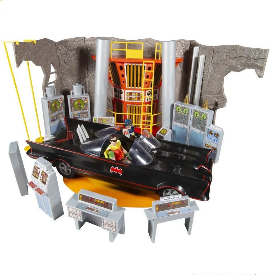 McFarlane DC Retro BATMAN '66 6" Diorama Bundle (Category: Action & Battle Toys) located in Paranaque City. Submitted by AirplanesTrainsAutomobilesATBP (Listing ID 1466095531, Image 2). Description: Want to see more of my listings? Just click my username above.☝️ DESCRIPTION: > ITEM: McFarlane DC Retro CLASSIC TV SERIES BATMAN 1966 6" Scale Action Figures + Vehicle + Diorama Bundle. Set consists of the following: 1. Batman 2. Robin the Boy Wonder