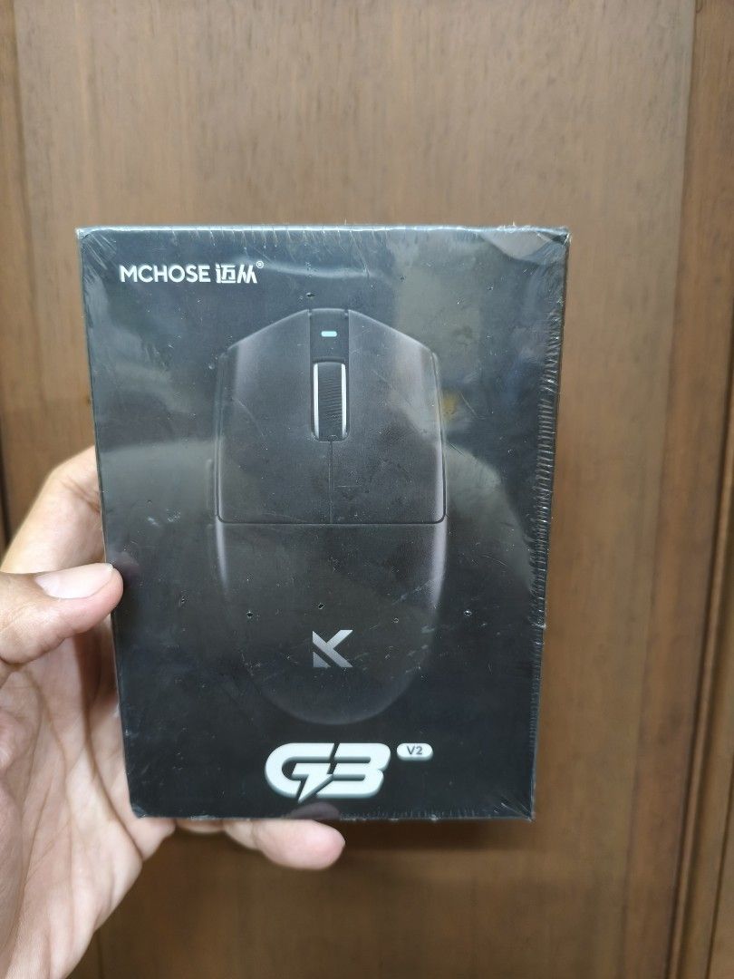 Mchose G3 V2 wireless gaming mouse (Category: Mouse & Mousepads) located in Quezon City. Submitted by unboxingtito (Listing ID 1466434530, Image 1). Description: -brand new -sealed.