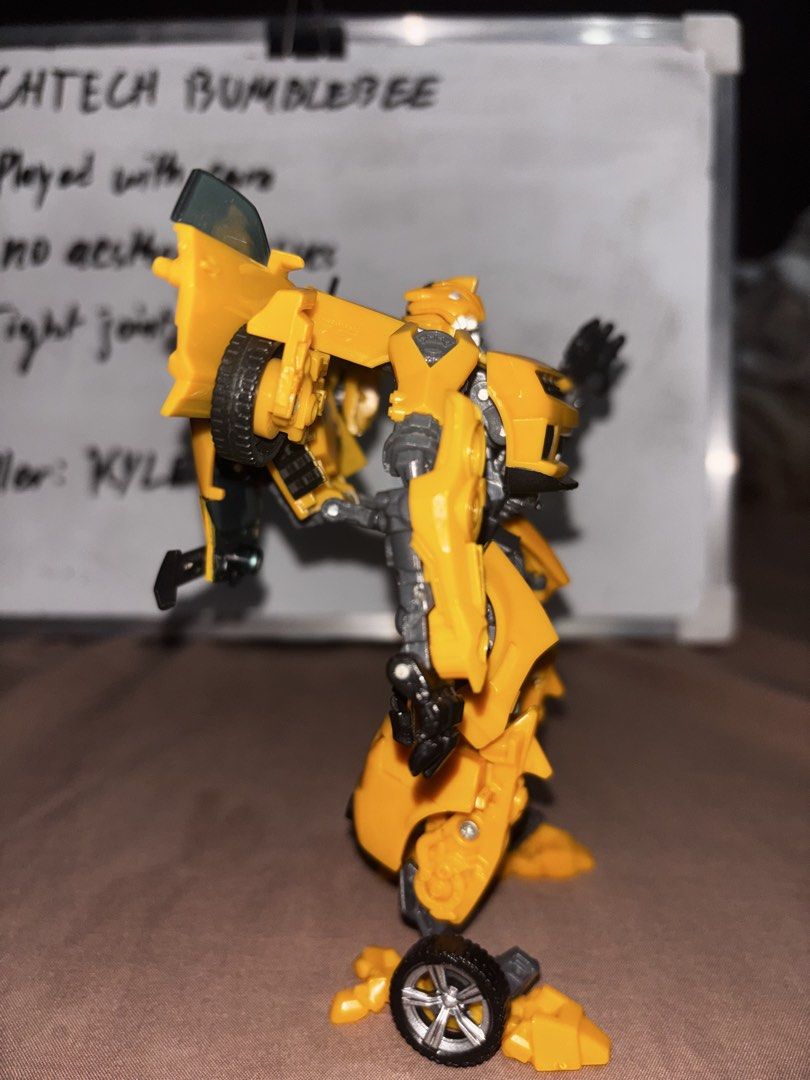 MECHTECH BUMBLEBEE WITH WEAPON (Category: Figurines & Statues) located in Las Pinas. Submitted by akqua (Listing ID 1466498892, Image 3). Description: MECHTECH BUMBLEBEE (NO BOX WITH WORKING MECHTECH WEAPON) Played with care so no aesthetic issues, but has tight hand and roof joints. Complete with working weapon and will include free extra mechtech weapon as well Loc: Near SM Southmall, Las Piñas Meet ups around robinson laspi, southmall, alabang