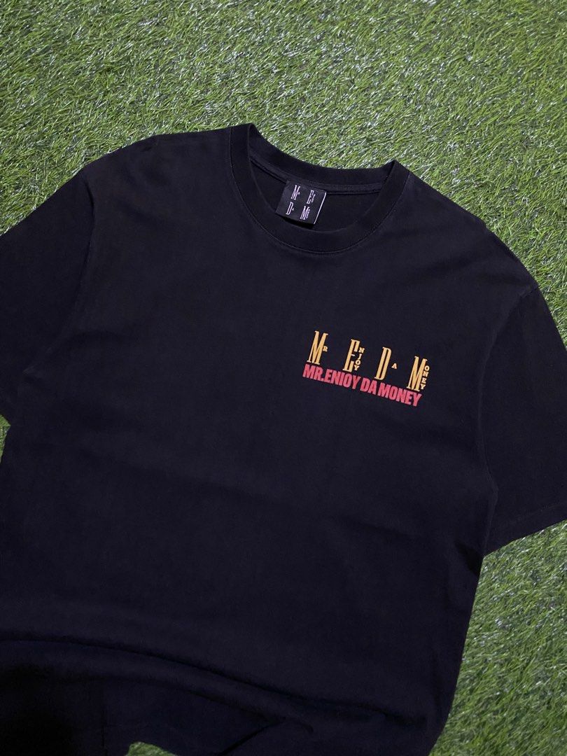 MEDM MR ENJOY THE MONEY (Category: Tshirts & Polo Shirts ) located in Manila. Submitted by niftythrifttt (Listing ID 1466416740, Image 2). Description: MEDM SIZE L WIDTH - 20 LENGTH - 28 COLOR RATE 9.5 EXCELLENT CONDI NO ISSUE.