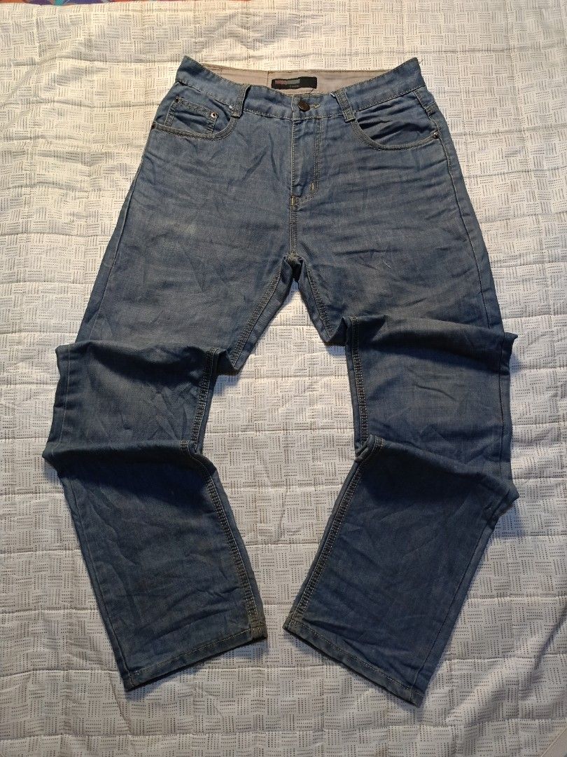 Men's Denim Pants (Levi's Style (Category: Jeans) located in Baganga. Submitted by rarethreadsph_4f356e (Listing ID 1466492759, Image 1). Description: "Selling pre-loved blue denim pants. Levi's design/reproduction patch. Fabric is thick and in great condition. Fits size: length/waist 41×15 leg opening: 8 see the Actual photos posted. Manage your expectations..