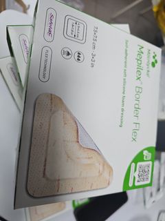 Mölnlycke Mepilex Border Heel Foam Dressing, Health & Nutrition ...