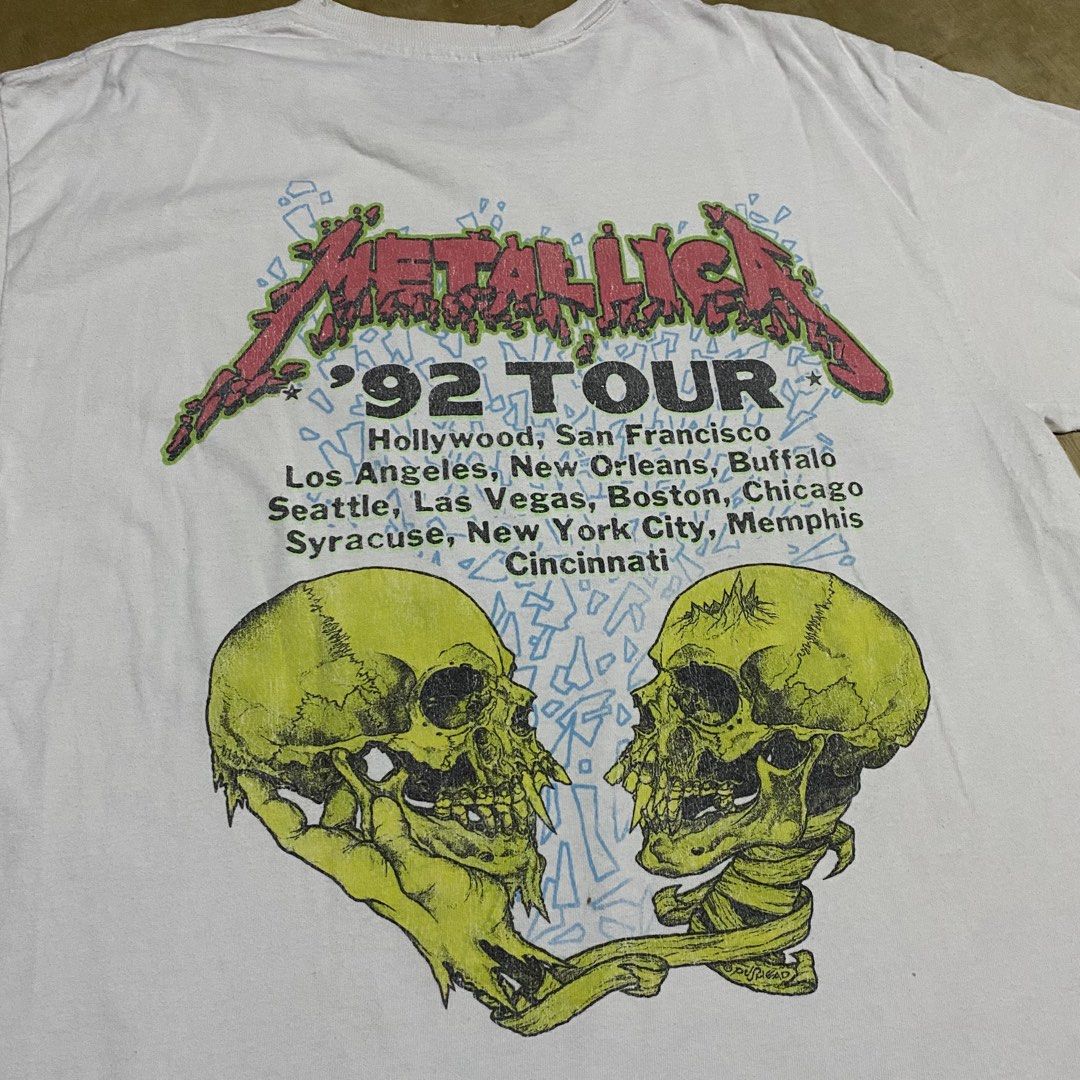 METALLICA (Category: Tshirts & Polo Shirts ) located in Makati City. Submitted by kktrippy (Listing ID 1466508781, Image 3). Description: - METALLICA - Cool pushead graphics - Good condition needs wash and some distress vintage vibes - large - official printed tag - Measurement/dimension is on the tape 2nd slide.