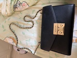 （分類：）位於 。 由 silentstar-8885 提交（商品編號 1466386689，圖片 1）。簡介： 。
