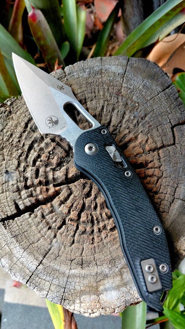 Microtech Stitch Folding Knife M390MK Blade (Category: Knives & Chopping Boards) located in Mandaluyong City. Submitted by rcrealistic1970 (Listing ID 1466562513, Image 1). Description: - Authentic Microtech Stitch tactical folding knife - Premium M390MK steel compound-ground blade with custom maker logo - Textured black G-10 handle scales for a secure, solid grip - Sturdy and reliable crossbar lock mechanism - Smooth manual opening via blade spi
