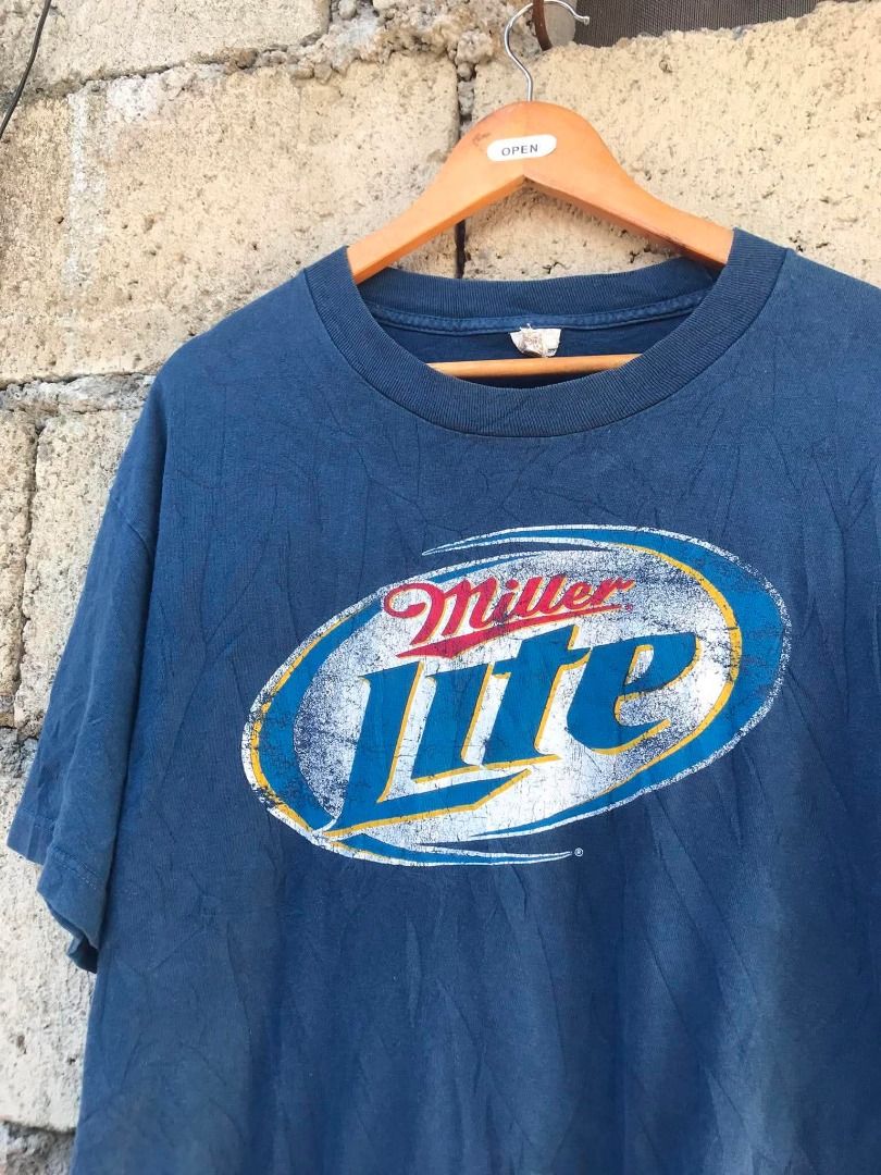 Miller Lite Beer Tee🍻 (Category: Tshirts & Polo Shirts ) located in San Jose. Submitted by thriftthe19th (Listing ID 1466405666, Image 2). Description: Solid kneckline.
