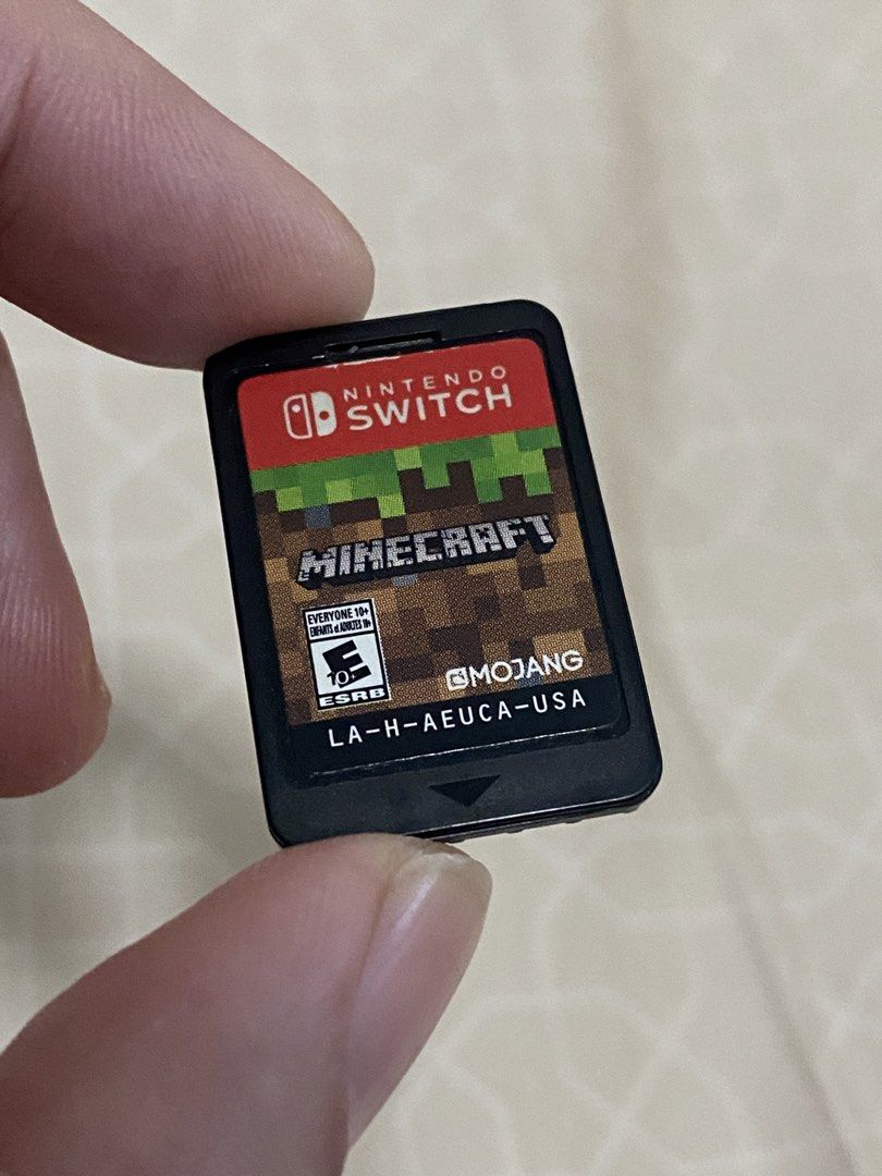 Minecraft Nintendo Switch Game (Category: Nintendo) located in Manila. Submitted by olxph_808966171 (Listing ID 1466561072, Image 1). Description: - Game: Minecraft - Platform: Nintendo Switch (US Version, Code: LA-H-AEUCA-USA) - Condition: Physical cartridge only, no case, clean pins, tested and working properly Rfs: Extra Qc pick up or Lala.