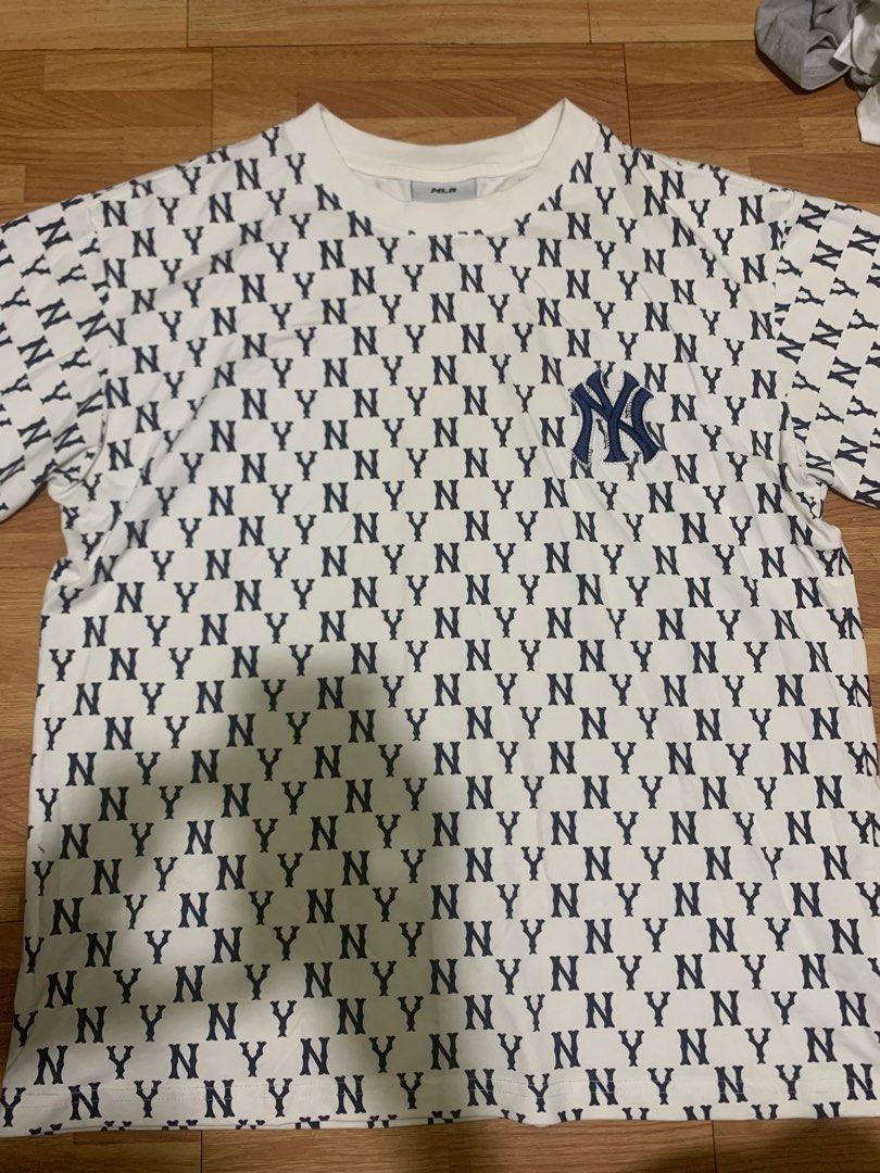Mlb aop tshirt (Category: Formal Shirts) located in Tuguegarao City. Submitted by jaly35 (Listing ID 1466430954, Image 1). Description: Mlb aop Size:M-L Made:korea No issue Already wash Ready to use.