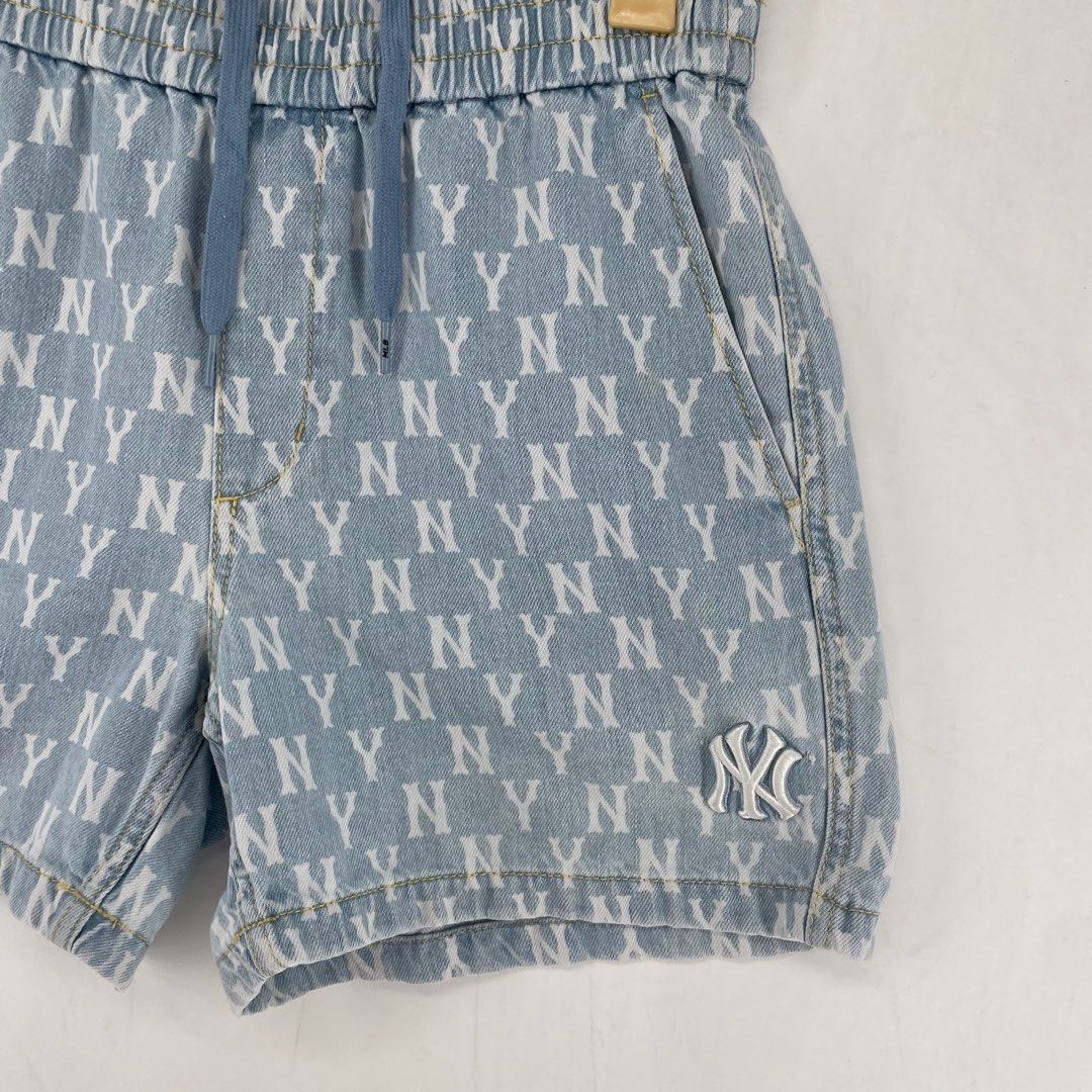 MLB NY Monogram Drawstring Shorts (Category: Shorts) located in Manila. Submitted by buzz.garments (Listing ID 1466523950, Image 3). Description: Size: Small on tag Dimensions(inches) -Waist/Width: 28”-32” (Strechable) -Hip: 19” -Front Rise: 12” -Thigh: 11” -Inseam: 4.5” -Outseam/Length : 15” -Leg Opening: 10” - color may vary due to lighting. please manage your expectations-minimal and unseen flaws must be considered..