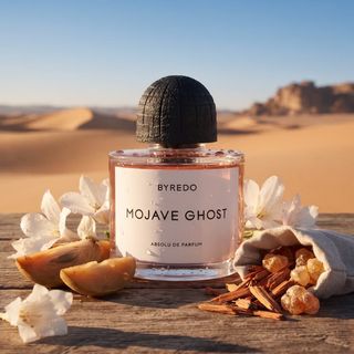 (Category: ) located in . Submitted by neomieperfumeshop (Listing ID 1466377613, Image 1). Description: .