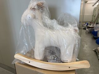 （分類：）位於 。 由 justlistedco 提交（商品編號 1466481309，圖片 1）。簡介： 。