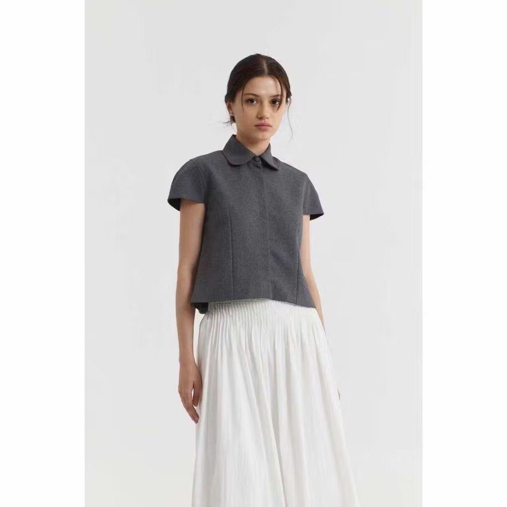MORNINGSOL Grey Short Sleeve Collared Blouse (Category: Blouses) located in Daet. Submitted by deslovesfries (Listing ID 1466481564, Image 2). Description: - Brand: MORNINGSOL - MORNINGSOL is an Indonesian fashion brand that’s known for their effortless, minimalist, relaxed tailoring, versatile silhouettes, and everyday wear. - Color: Grey - Size: L/XL - Condition: Brand new with tags, never worn - SRP: Bought it for ₱2,224; selling it for only ₱