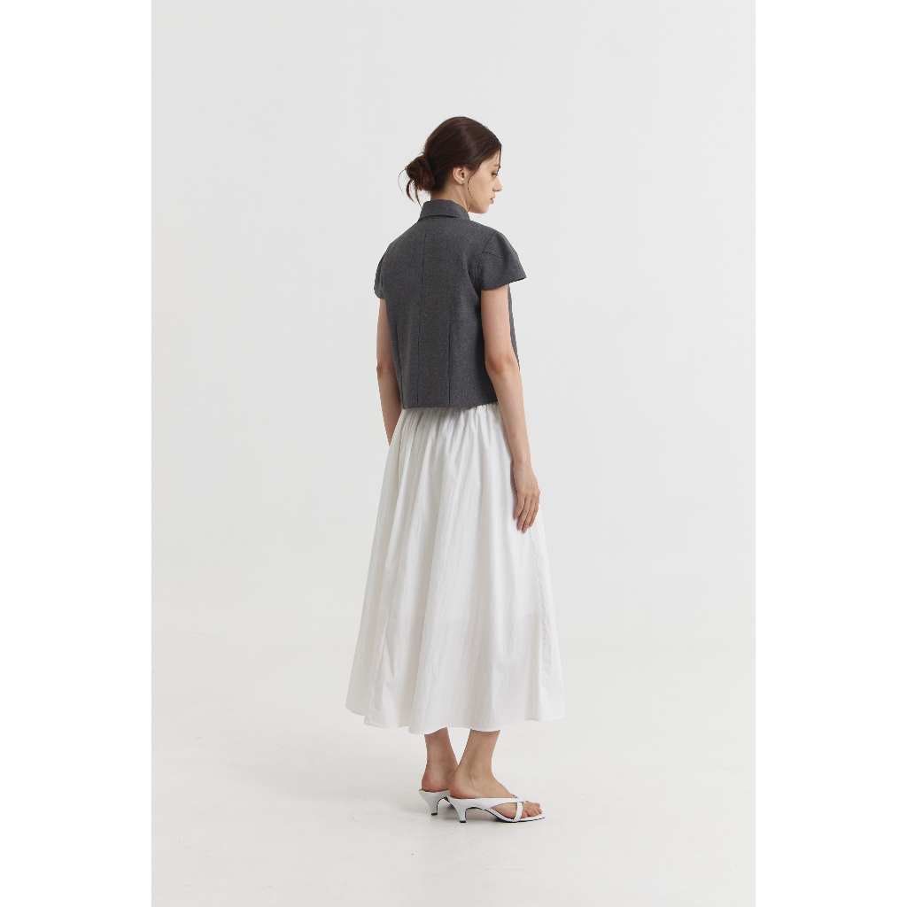 MORNINGSOL Grey Short Sleeve Collared Blouse (Category: Blouses) located in Daet. Submitted by deslovesfries (Listing ID 1466481564, Image 3). Description: - Brand: MORNINGSOL - MORNINGSOL is an Indonesian fashion brand that’s known for their effortless, minimalist, relaxed tailoring, versatile silhouettes, and everyday wear. - Color: Grey - Size: L/XL - Condition: Brand new with tags, never worn - SRP: Bought it for ₱2,224; selling it for only ₱
