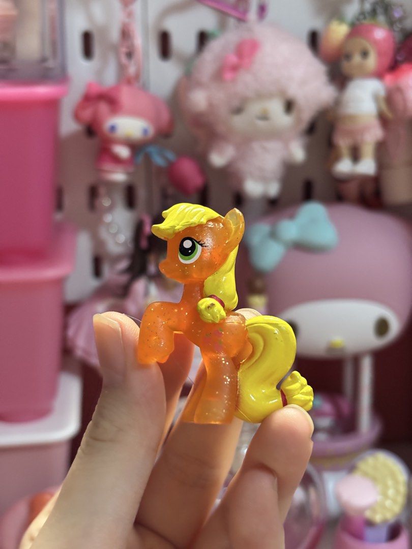 My Little Pony Applejack Figure (Category: Figurines & Statues) located in San Juan City. Submitted by glitznpops.ph (Listing ID 1466429378, Image 2). Description: .