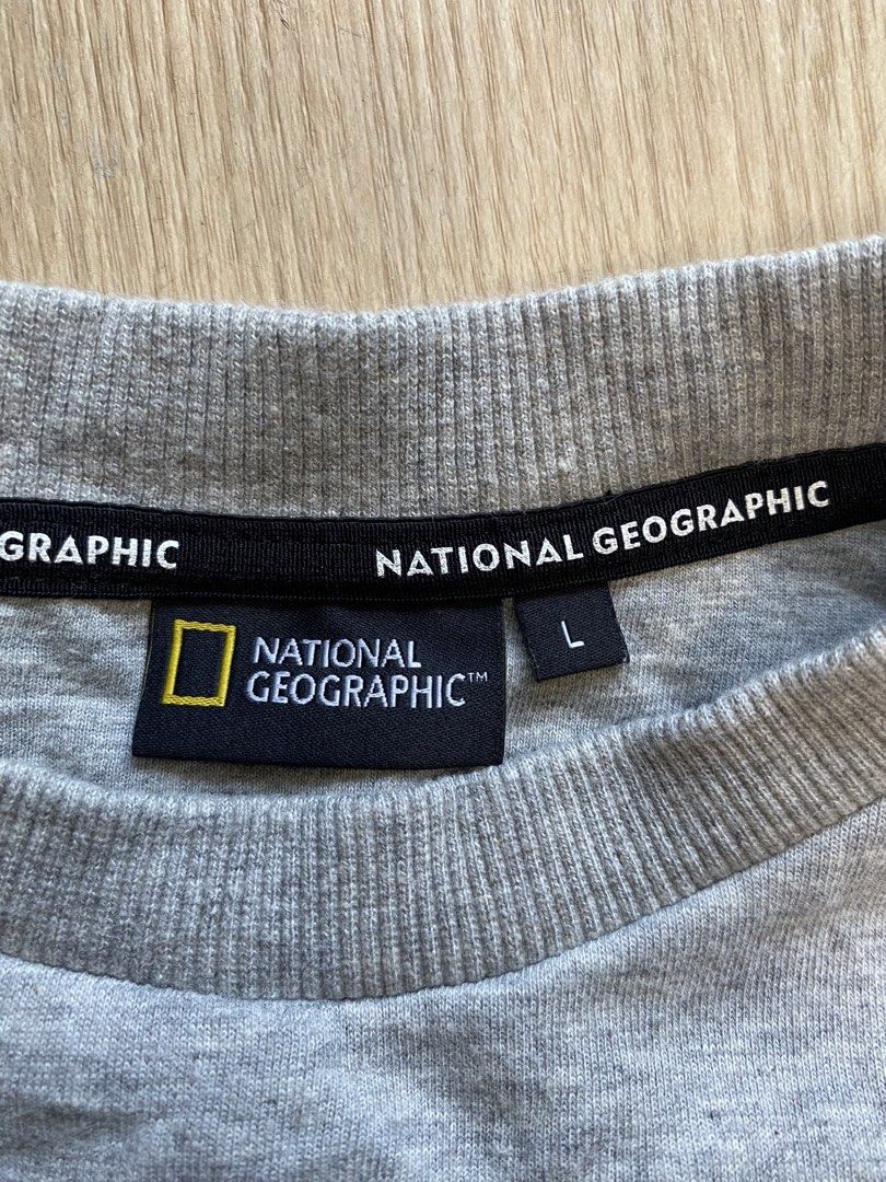 National Geographic long sleeve (Category: Hoodies) located in Zamboanga. Submitted by ak.hunt (Listing ID 1466517547, Image 3). Description: Size large Dimes pit to pit 23 Length 27 Condition vg No Issue Pm.