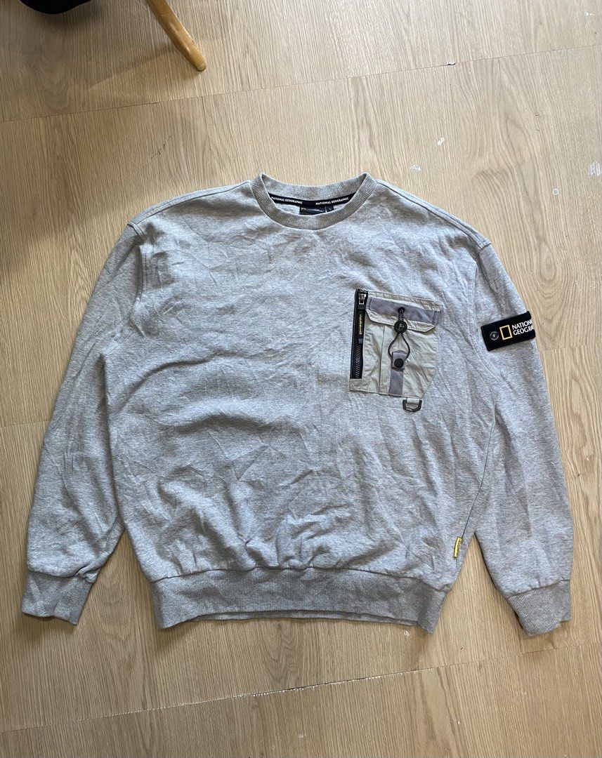 National Geographic long sleeve (Category: Hoodies) located in Zamboanga. Submitted by ak.hunt (Listing ID 1466517547, Image 1). Description: Size large Dimes pit to pit 23 Length 27 Condition vg No Issue Pm.
