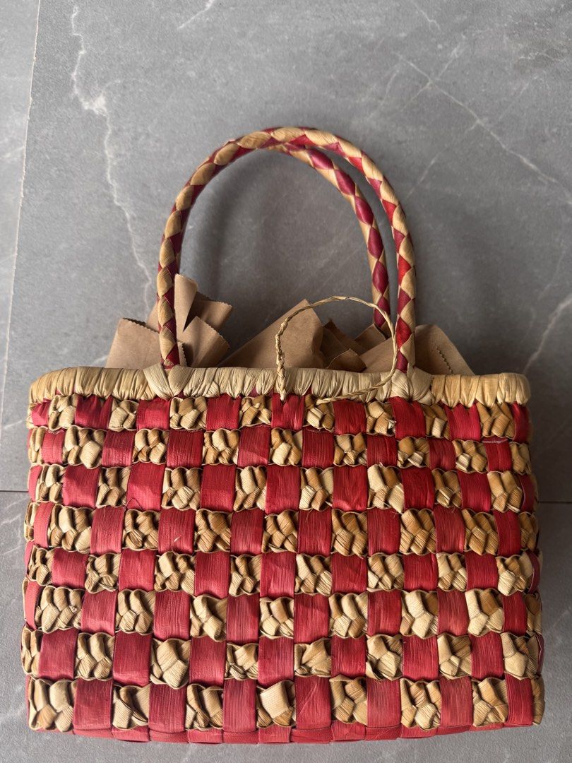 Native Bayong Bag (Category: Tote Bags) located in Mexico. Submitted by hayascentph (Listing ID 1466434880, Image 3). Description: *Brand New & Sealed *Mode of payment Gcash/Maya Wallet *Delivery Fee to be shouldered by buyer *We ship Nationwide *Courier JNT or LBC cash on delivery, Cash on pick up in nearest LBC branch Need a new scent? Follow my Facebook page for perfume finds! Facebook Page: Haya Scent Carousell: hayascentph Operated by: Aubre