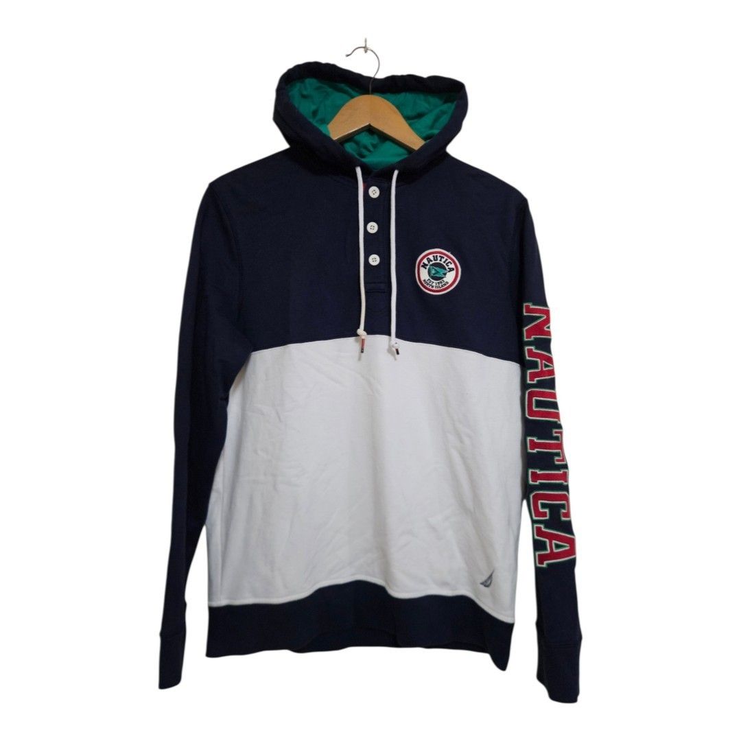 Nautica colorblock pullover hoodie (Category: Coats, Jackets and Outerwear) located in Baguio. Submitted by fadexquisite (Listing ID 1466451342, Image 1). Description: Nautica colorblock pullover hoodie Small fits med 27x21 Excellent condition 500 plus ship fee.