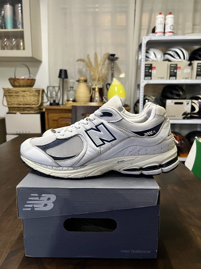 New Balance 2002r White Haze (Category: Sneakers) located in Cainta. Submitted by superjustynzone (Listing ID 1466482118, Image 1). Description: New Balance 2002r White Haze - Pair only - Size 11 US Mens - Used Location: Cainta Rizal Greenpark Village - Available for delivery/pickups - Pm for more pictures.