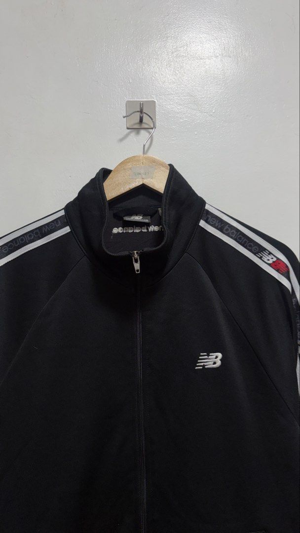 New Balance Black Track Jacket (Category: Coats, Jackets and Outerwear) located in Manila. Submitted by petlover777 (Listing ID 1466411217, Image 2). Description: 22.5 x 28.5 (Large to XL) EXCELLENT CONDITION! 🔥 Pick up location: Barangay 235 Zone 22 Abad Santos Manila Delivery: J&T | Lalamove.