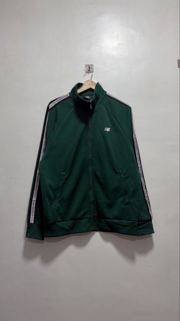 New Balance Green Track Jacket (Category: Coats, Jackets and Outerwear) located in Manila. Submitted by petlover777 (Listing ID 1466411440, Image 1). Description: 22.5 x 28.5 (Large to XL) GOOD AS NEW! 🔥 Pick up location: Barangay 235 Zone 22 Abad Santos Manila Delivery: J&T | Lalamove.
