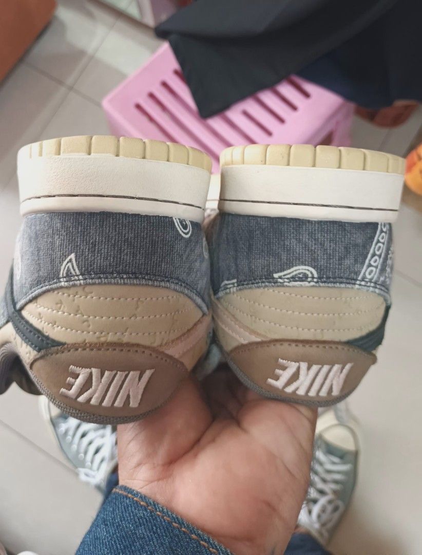 Nike (Category: Casual Shoes) located in Tagum. Submitted by edmundopil44797 (Listing ID 1466349299, Image 3). Description: .