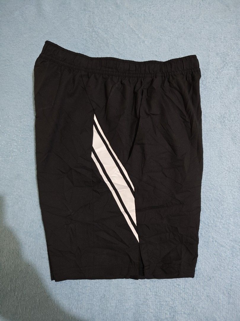Nike (Category: Shorts) located in Mandaue City. Submitted by prekfinds (Listing ID 1466469117, Image 3). Description: Nike Court dri-fit tennis shorts Excellentcondition 9.9/10colorate Size:Medium on tag Dimes:28-32W x 16.5L Leg opening: 11 inches No issue.