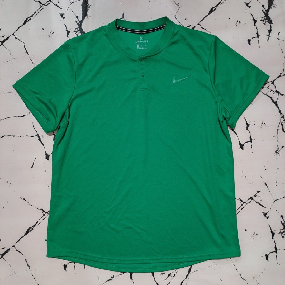 Nike (Category: Activewear) located in Cebu City. Submitted by papart1993 (Listing ID 1466483289, Image 3). Description: 22 x28-29 AS NEW RUBERRIZED LOGO TRIPLE GREEN PICKLE BALL TENNIS OR GOLF MO SIR .