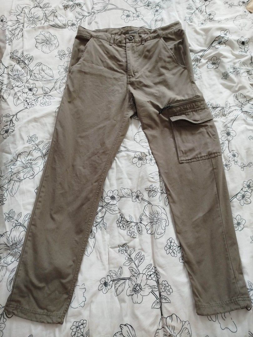 Nike 6 pocket pants (Category: Other Bottoms) located in Las Pinas. Submitted by wisedragon-84af (Listing ID 1466391136, Image 1). Description: .