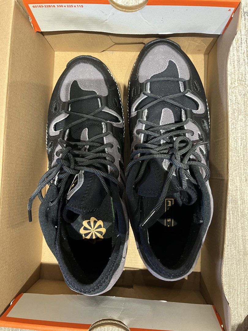 Nike ACG Air Exploraid (Category: Sneakers) located in Paranaque City. Submitted by huncho.haul (Listing ID 1466344165, Image 3). Description: - Brand: Nike - Model: ACG Exploraid - Colorway: Black / Light Graphite - Perfect for hiking/outdoors - Used Once (For walking) - OG Box left in Taiwan (will provide replacement box) - MOP: Gcash/Bank Transfer - MOD: Grab/Lalamove (shouldered by buyer) - RFS: Wrong Size - Paranaque Area Pm for more details