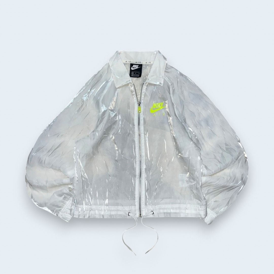 NIKE AIR SHEEN JACKET (Category: Coats, Jackets and Outerwear) located in Quezon. Submitted by ejay.thrift.clothes (Listing ID 1466525354, Image 1). Description: MEDIUM 19.5 X 21 NO ISSUE COLOR RATE: 10/10 AS NEW CONDITION FRESHLY WASHED READY TO WEAR # 457.
